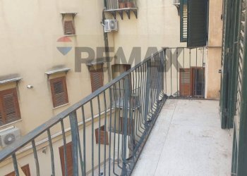 Balcone - Apartment Via Dell'Università
 
40, Palermo - photo 10