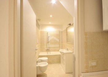 Foto 10 - Bilocale VIA VITTORIALE
 
11, Gardone Riviera - foto 10