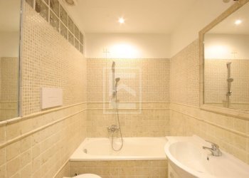 Foto 11 - Bilocale VIA VITTORIALE
 
11, Gardone Riviera - foto 11