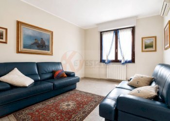 Foto 1 - Three-room apartment via Carlo Cossu
 
16, Sassari - photo 1