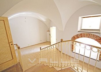Cabina armadio - Apartment viale delle mura, Bergamo - photo 7