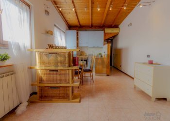 Sala da pranzo - Attic Via Lisiade Pedroni
 
9, Milano - photo 7