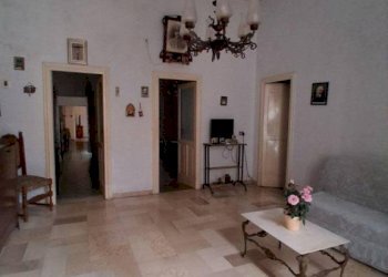 Salone - Villa via Giuseppe Verdi, 60, Monteiasi - foto 2