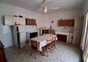 Cucina - Villa via Giuseppe Verdi, 60, Monteiasi - photo 8