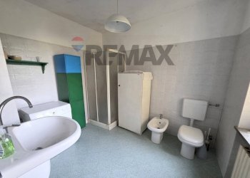 Bagno - Bilocale via Pralafera
 
28, Torre Pellice - foto 8