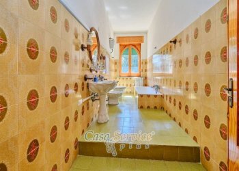 Bagno - Villa via Ada Negri, Oria - photo 11