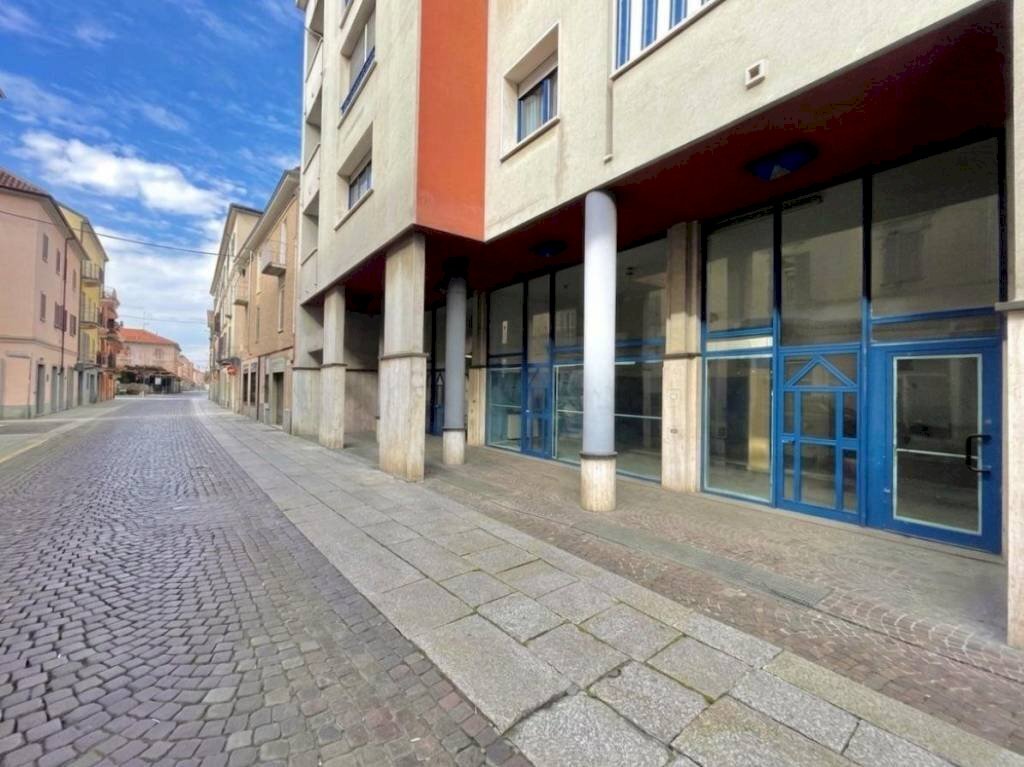 Zona - Negozio via dei Guasco, Alessandria - foto 1
