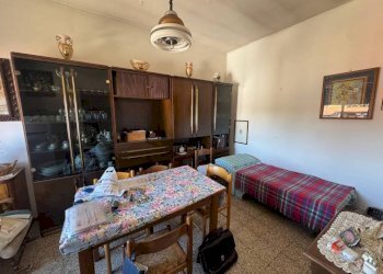 Soggiorno - Bilocale via Giuseppe Mazzini, 9, Arsago Seprio - foto 22