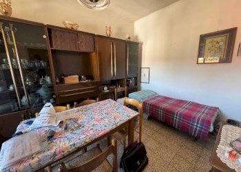 Soggiorno - Bilocale via Giuseppe Mazzini, 9, Arsago Seprio - foto 26