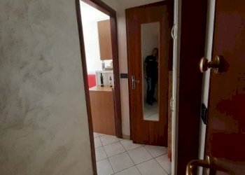 Disimpegno - One-room apartment via San Donato, 3, Torino (neighborhood San Donato) - photo 3