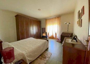 Camera da letto - Four-room apartment via Langhe, 408, Magliano Alpi - photo 11
