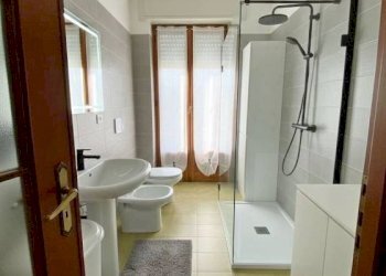 Bagno - Four-room apartment via Langhe, 408, Magliano Alpi - photo 14