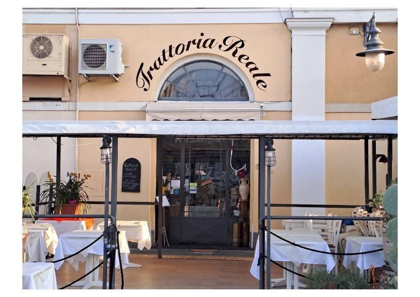 Facciata - Ristorante Savona (zona Centro storico) - foto 1