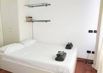 Camera da letto - Bilocale via Soperga, 36, Milano - foto 26