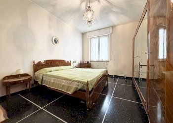 Camera da letto - Appartamento via Cesare Cabella, 26, Genova (zona Castelletto) - foto 37