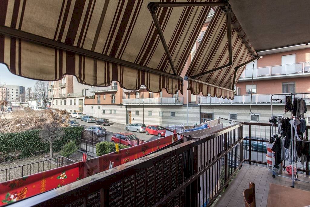 Terrazzo - Trilocale via Silvestro Lega, 21/a, Torino (zona Rebaudengo) - foto 3