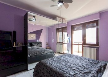 Camera da letto - Trilocale via Silvestro Lega, 21/a, Torino (zona Rebaudengo) - foto 12