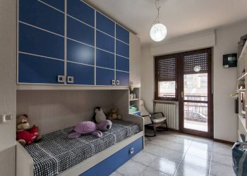 Camera da letto - Trilocale via Silvestro Lega, 21/a, Torino (zona Rebaudengo) - foto 15