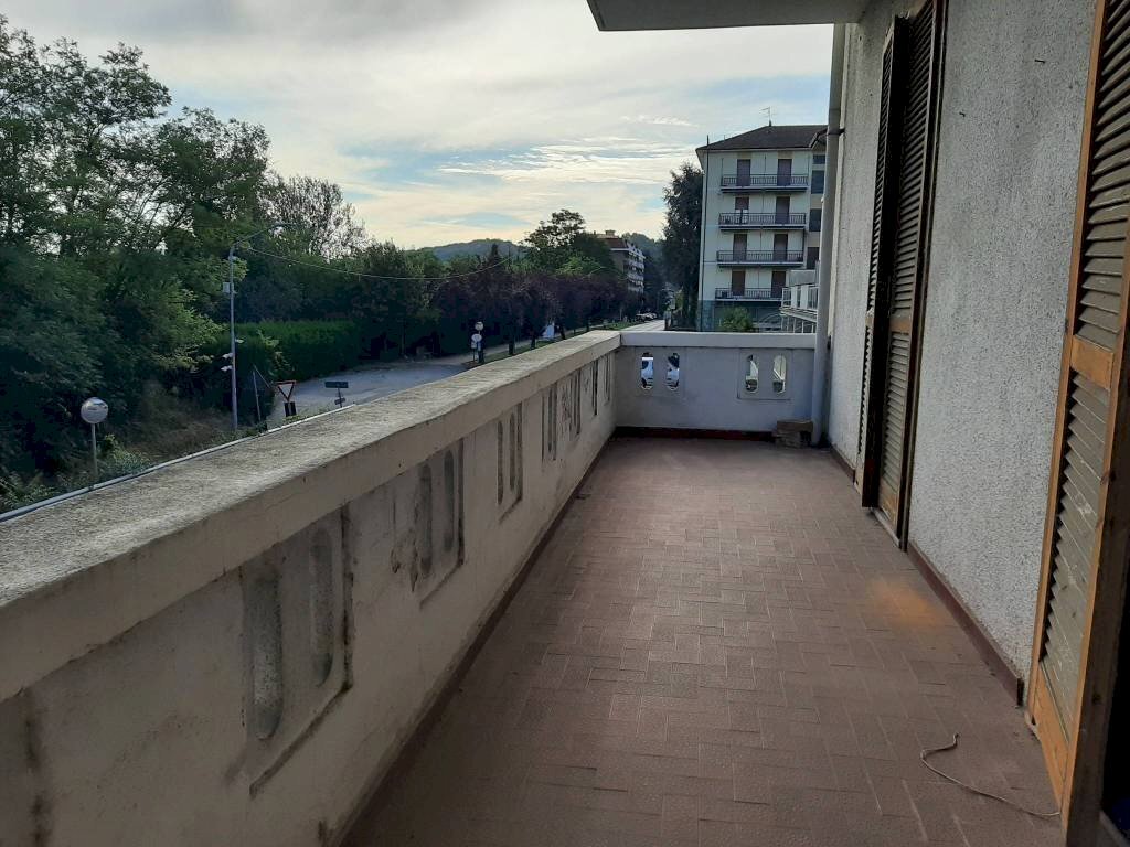Balcone - Appartamento via Acqui, 4, Visone - foto 1