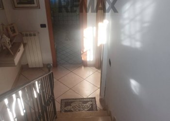 Scale - Villa Via San Giovanni
 
60, Mugnano di Napoli - foto 19