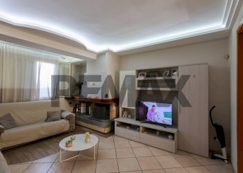 Soggiorno - Villa Via San Giovanni
 
nc, Mugnano di Napoli - foto 7