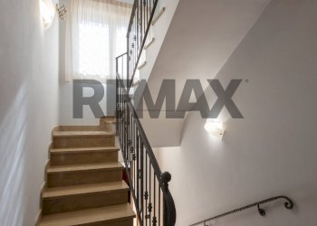 Scale - Villa Via San Giovanni
 
nc, Mugnano di Napoli - foto 25