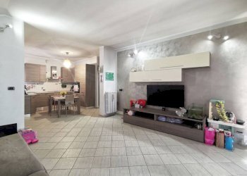 Salone - Quadrilocale via delle Pervinche, 71, Torino - foto 1