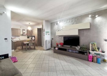 Salone - Quadrilocale via delle Pervinche, 71, Torino - foto 9