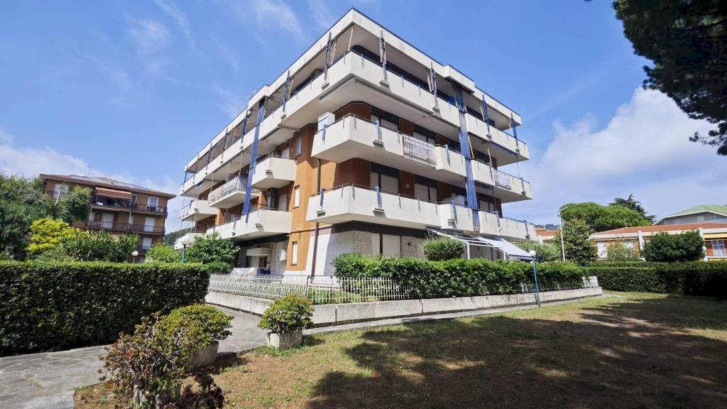 Facciata - Two-room apartment via Giovanni Rattalino, 4, Andora - photo 2