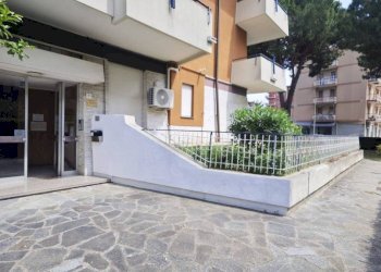 Cortile interno - Bilocale via Giovanni Rattalino, 4, Andora - foto 17