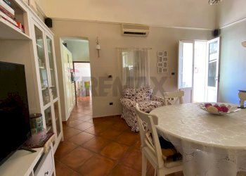Sala da pranzo - Trilocale Trani - foto 2