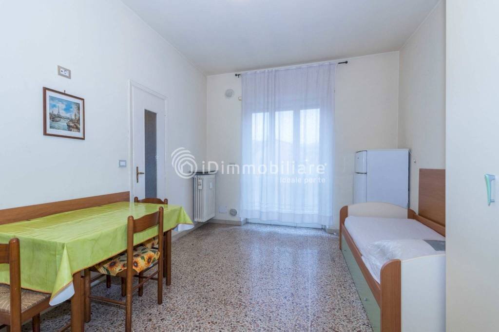 Camera da letto - One-room apartment via Pietro Cavezzale, 6, Torino (neighborhood Vanchiglia) - photo 2