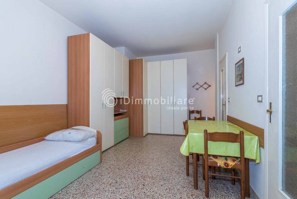 Camera da letto - One-room apartment via Pietro Cavezzale, 6, Torino (neighborhood Vanchiglia) - photo 3