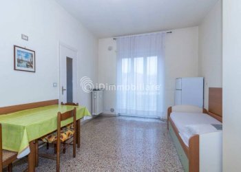 Camera da letto - Monolocale via Pietro Cavezzale, 6, Torino (zona Vanchiglia) - foto 2