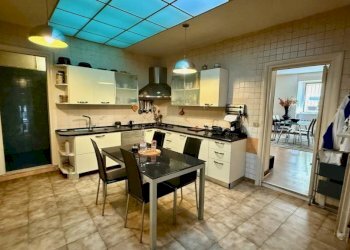 Cucina - Trilocale Costa San Sebastiano, 26, Biella - foto 10