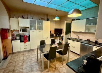 Cucina - Trilocale Costa San Sebastiano, 26, Biella - foto 12