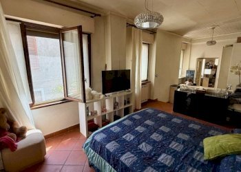 Camera da letto - Trilocale Costa San Sebastiano, 26, Biella - foto 16