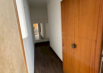 Corridoio - Bilocale via San Felice, Bologna (zona Centro Storico) - foto 2