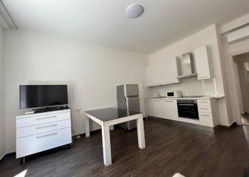 Cucina - Bilocale via San Felice, Bologna (zona Centro Storico) - foto 10