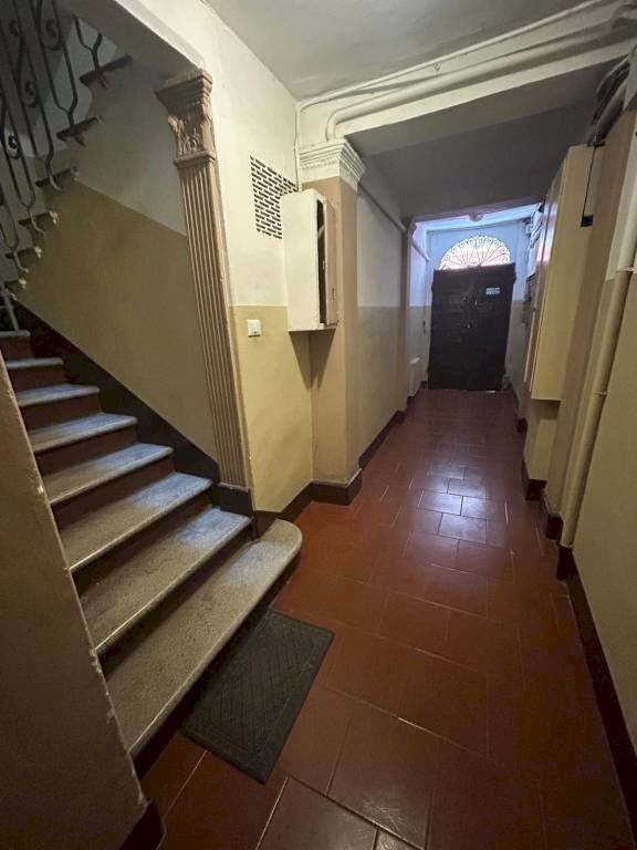 Interno palazzo - Quadrilocale via Solferino, Bologna (zona Colli) - foto 2
