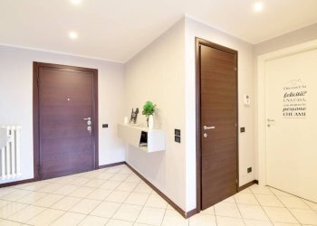 Ingresso - Three-room apartment via Lanzi, 55, Cornate d'Adda - photo 3