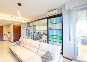 Salone - Three-room apartment via Lanzi, 55, Cornate d'Adda - photo 5
