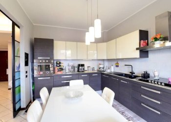 Cucina - Three-room apartment via Lanzi, 55, Cornate d'Adda - photo 8
