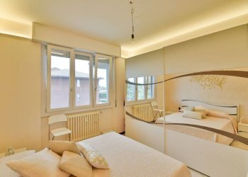 Camera da letto - Three-room apartment via Lanzi, 55, Cornate d'Adda - photo 15