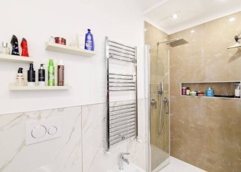 Bagno - Three-room apartment via Lanzi, 55, Cornate d'Adda - photo 19