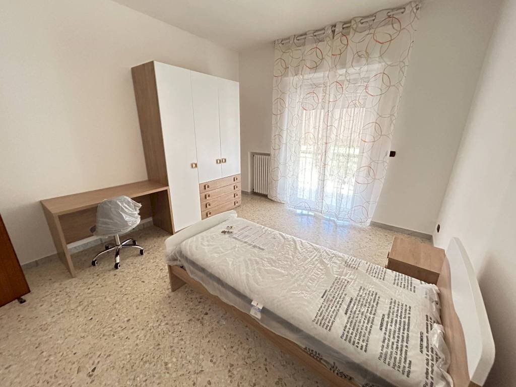 Camera da letto - Terreno non edificabile via Antonio De Viti De Marco, 15, Bari - foto 2