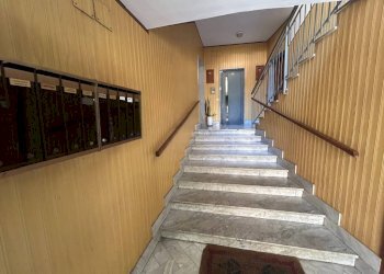Interno palazzo - Non-buildable land via Antonio De Viti De Marco, 15, Bari - photo 15