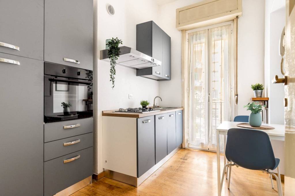 Cucina - Trilocale via Leone Pancaldo, 1, Milano - foto 1
