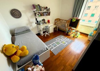 Camera da letto - Appartamento via Inferiore Costigliolo, Genova (zona Nervi) - foto 5