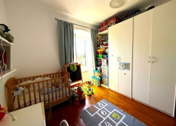 Camera da letto - Appartamento via Inferiore Costigliolo, Genova (zona Nervi) - foto 6